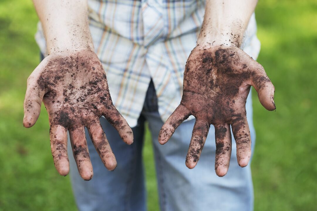 Les mains sales comme cause d’une infection parasitaire