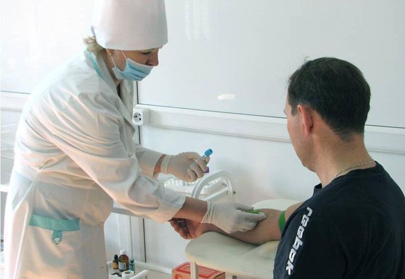 Collecte de sang pour tests parasitaires